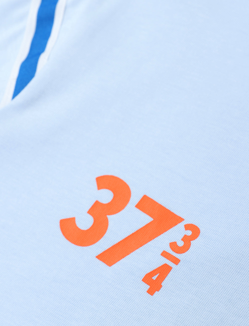 TT Races Mountain 37 ¾ T-Shirt - Light Blue